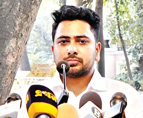 নাহিদ উপদেষ্টা থাকাকালীন সময়ের ব্যাংক হিসাব প্রকাশ্যে আনলেন 