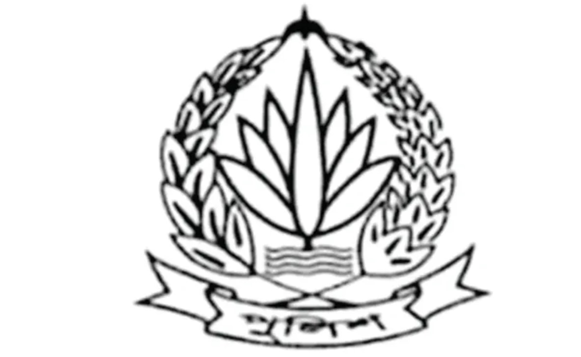 পুলিশের লোগোতে বাদ পড়ছে নৌকা