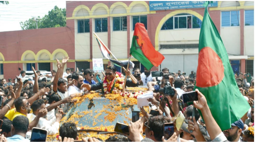 না.গঞ্জের সাবেক ছাত্রদল নেতা জাকির খান মুক্তি পেলেন 