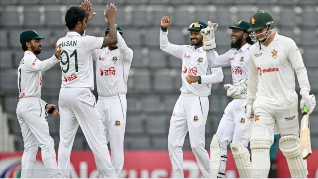প্রথম সেশনেও স্বস্তিতে নেই বাংলাদেশ দল