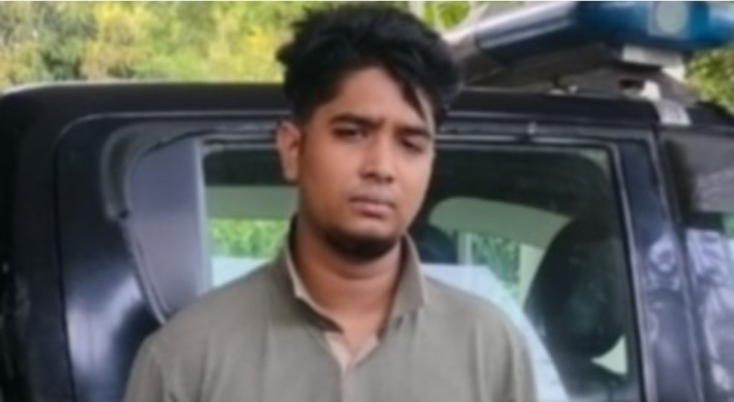 গাইবান্ধায় গ্রেফতার পারভেজ হত্যার প্রধান আসামি মেহেরাজ 