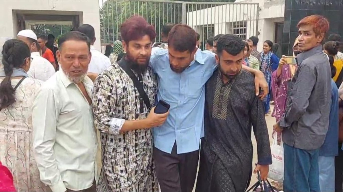 বিডিআর বিদ্রোহ: কারাগার থেকে ২৭ জন মুক্তি পেলেন