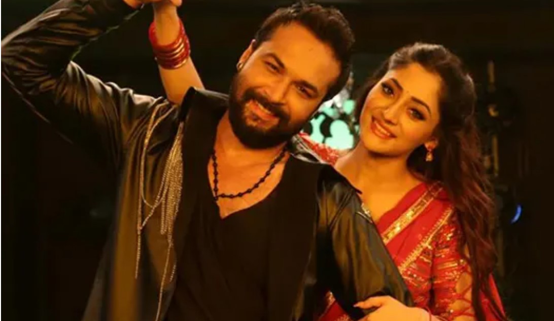 এবার হোঁচট খেলো ‘টগর’ সিনেমা