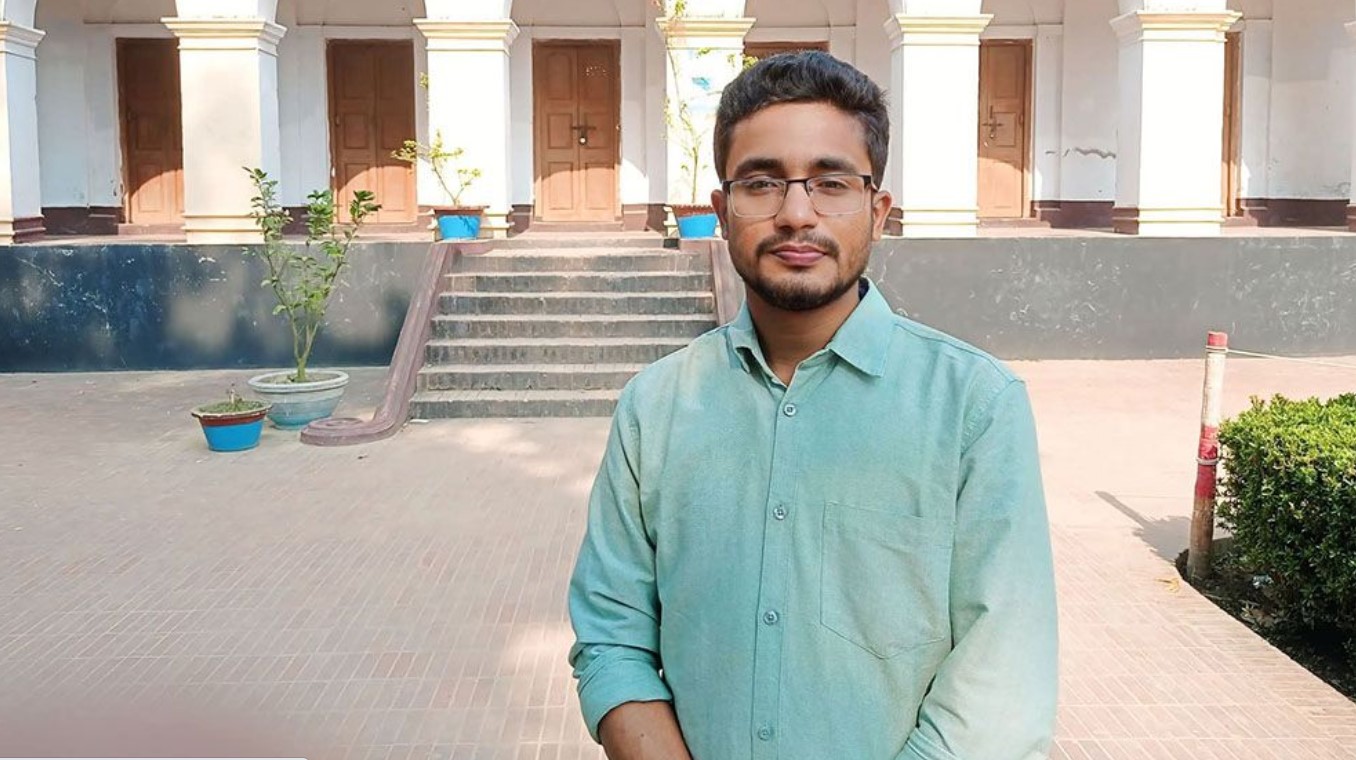 ইবি শিক্ষার্থীর প্রাণ গেল বাস-ট্রাকের সংঘর্ষে  