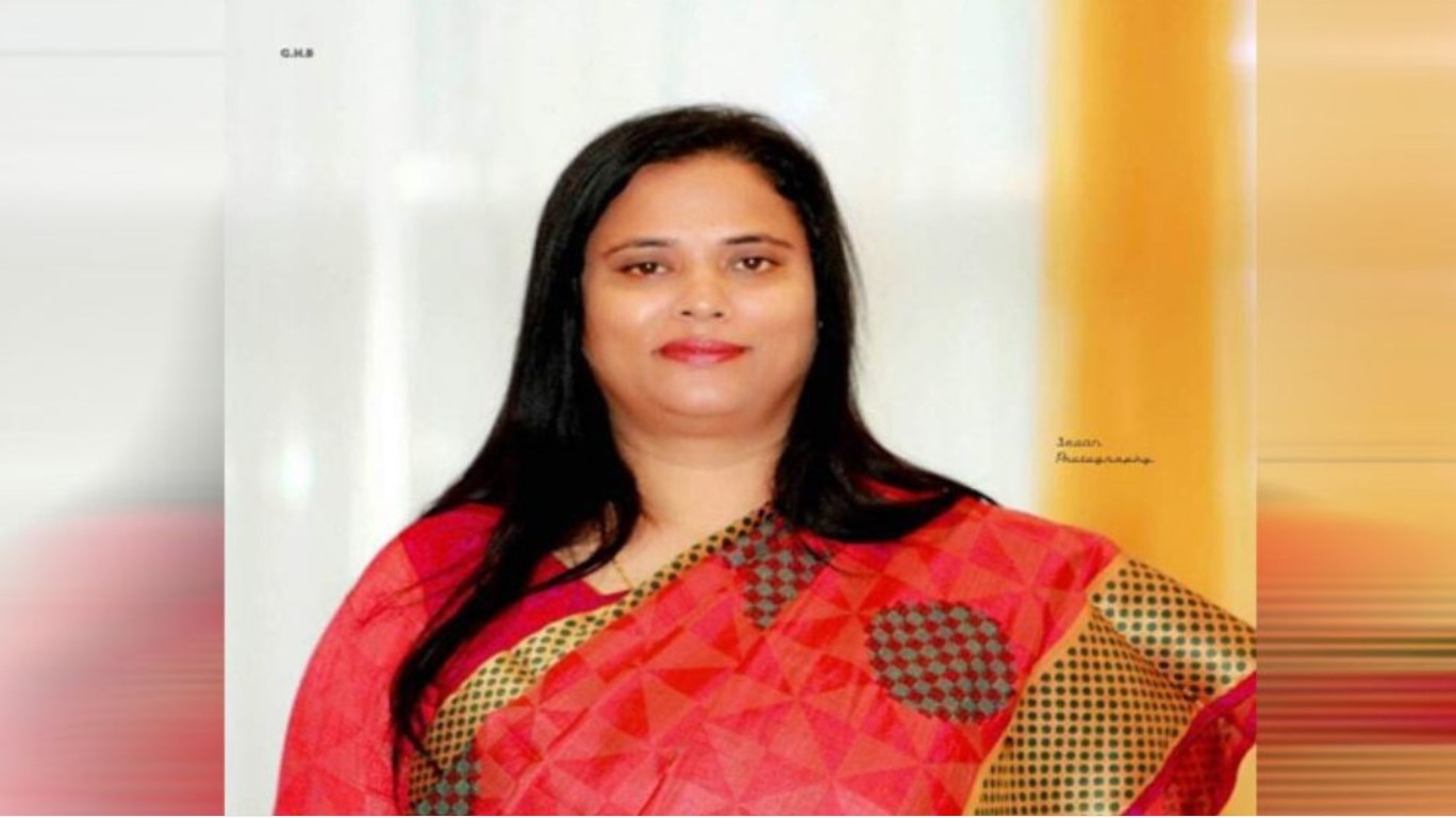 সাবেক এমপি সাবিনা আক্তার তুহিন গ্রেফতার