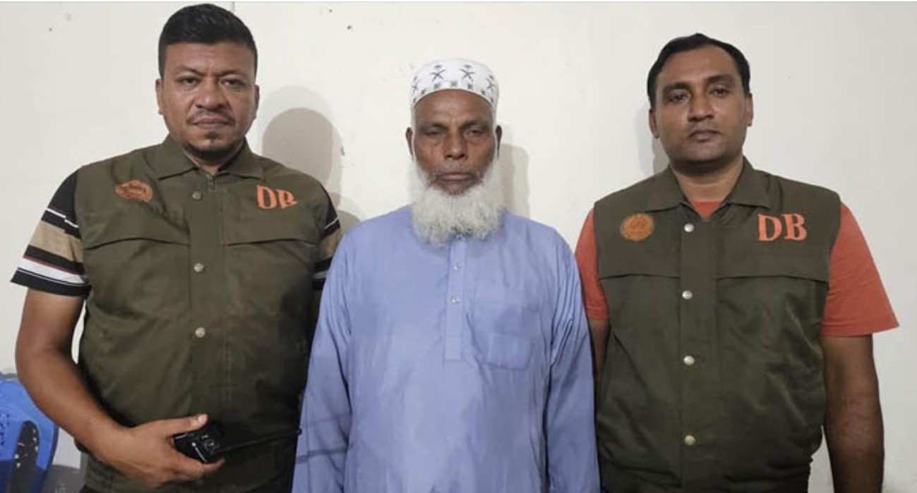 বাবুই পাখির ছানা হত্যার প্রধান আসামি গ্রেফতার