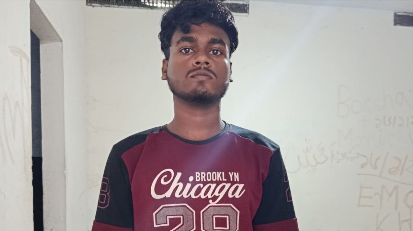 স্কুলছাত্রীকে ধর্ষণের পর হত্যার হুমকি, ধর্ষক গ্রেফতার