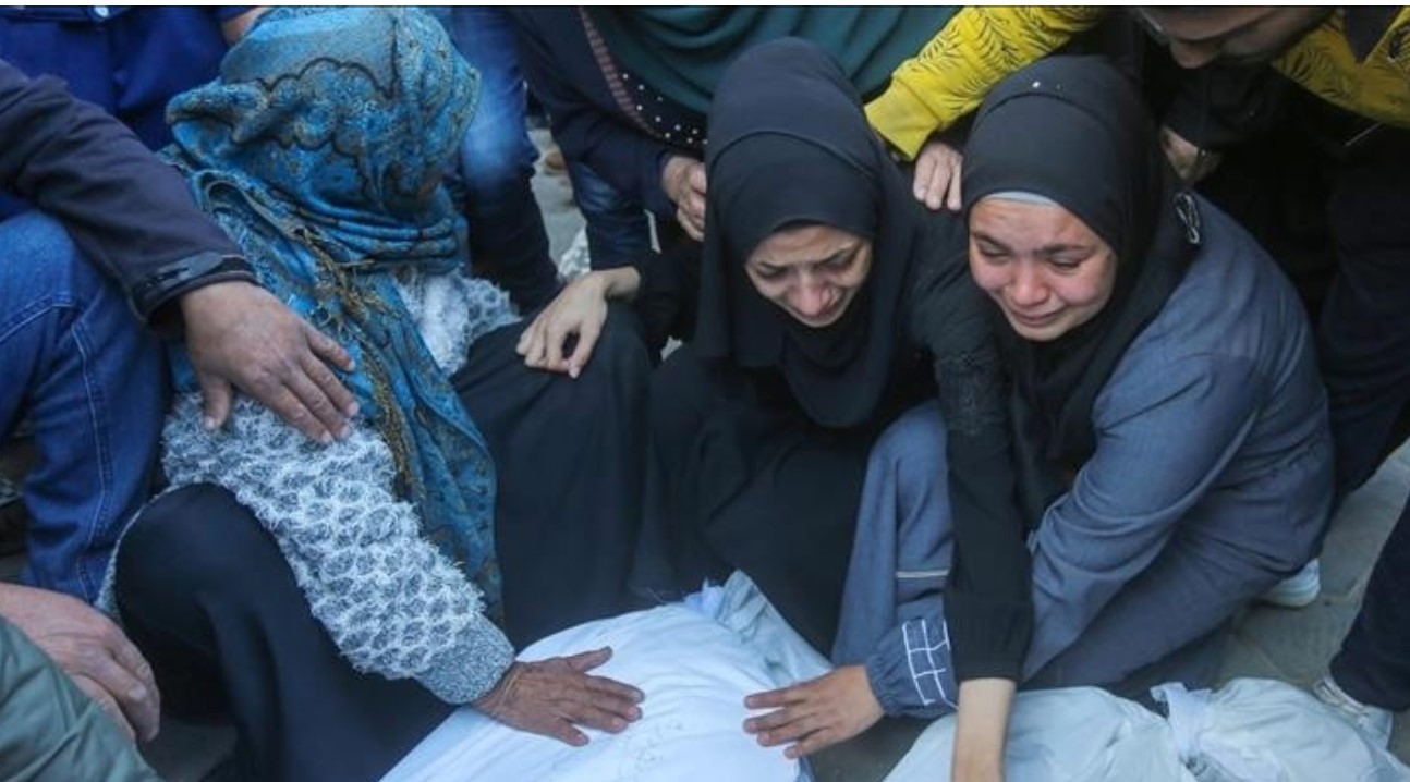 ইসরায়েলি হামলায় গাজায় আরও ১৩৮ ফিলিস্তিনি নিহত