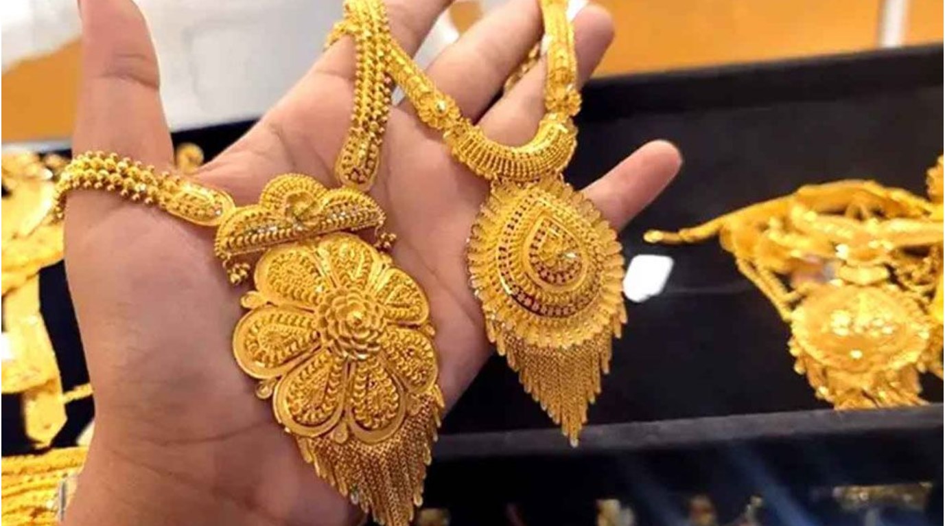 স্বর্ণের দাম কমলো, ভরি ১,৭০,৫৫১ টাকা