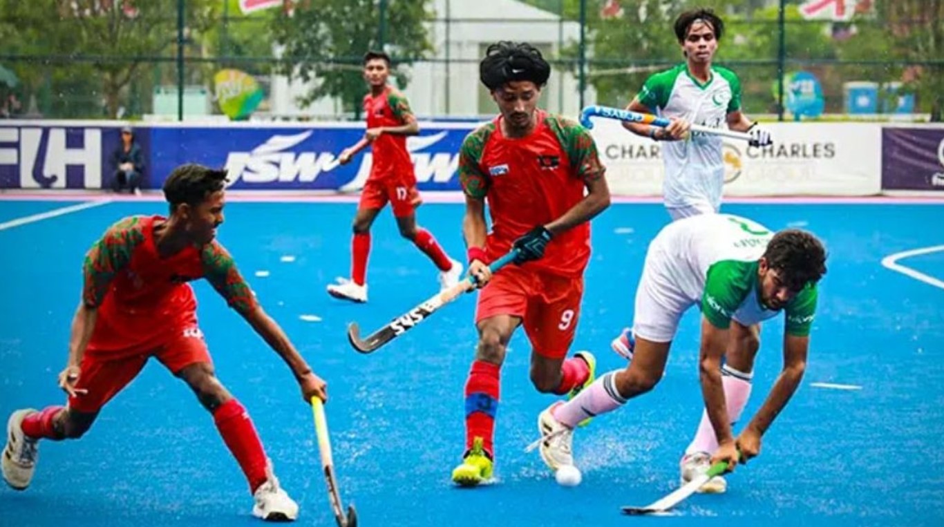 বাংলাদেশ পাকিস্তানের কাছে হেরে চীনের দিকে তাকিয়ে আছে