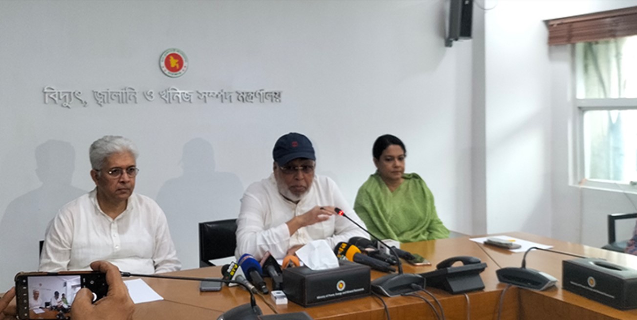এনবিআরের আন্দোলনটা অর্থনৈতিক ক্ষতির উদ্দেশ্যেই করে সরকারবিরোধী রূপ নেয়: উপদেষ্টা