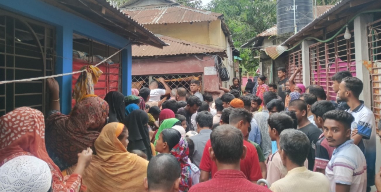 ময়মনসিংহের ভালুকায় ২ সন্তানসহ মাকে গলা কেটে হত্যা