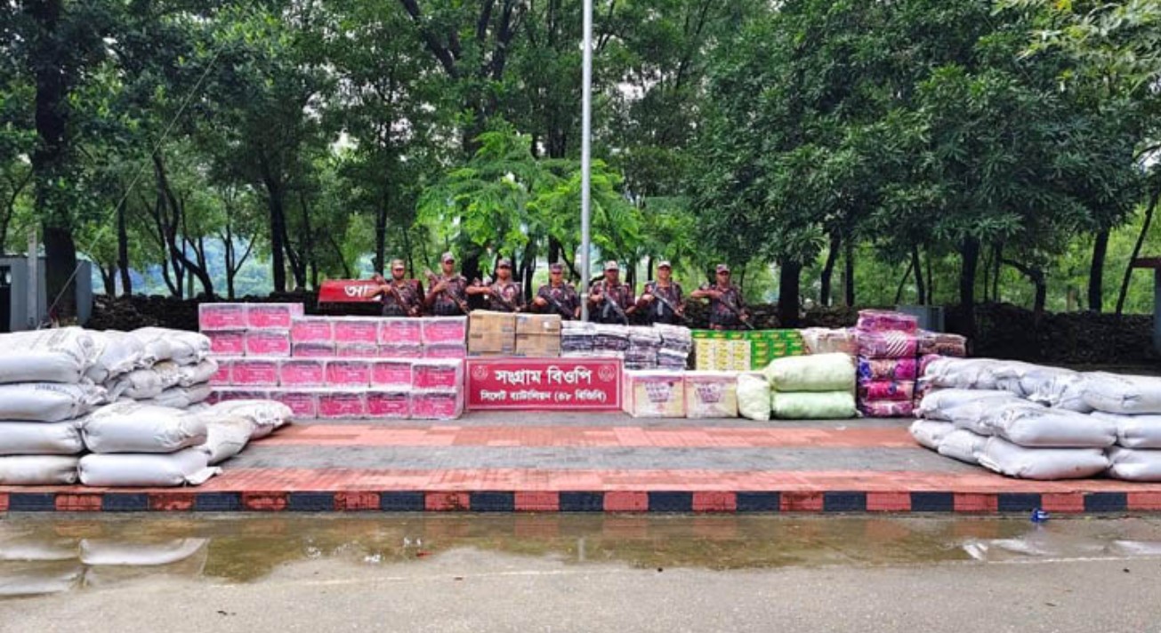 সিলেটে সীমান্তে পৌনে ৩ কোটি টাকার ভারতীয় চোরাই পণ্য আটক
