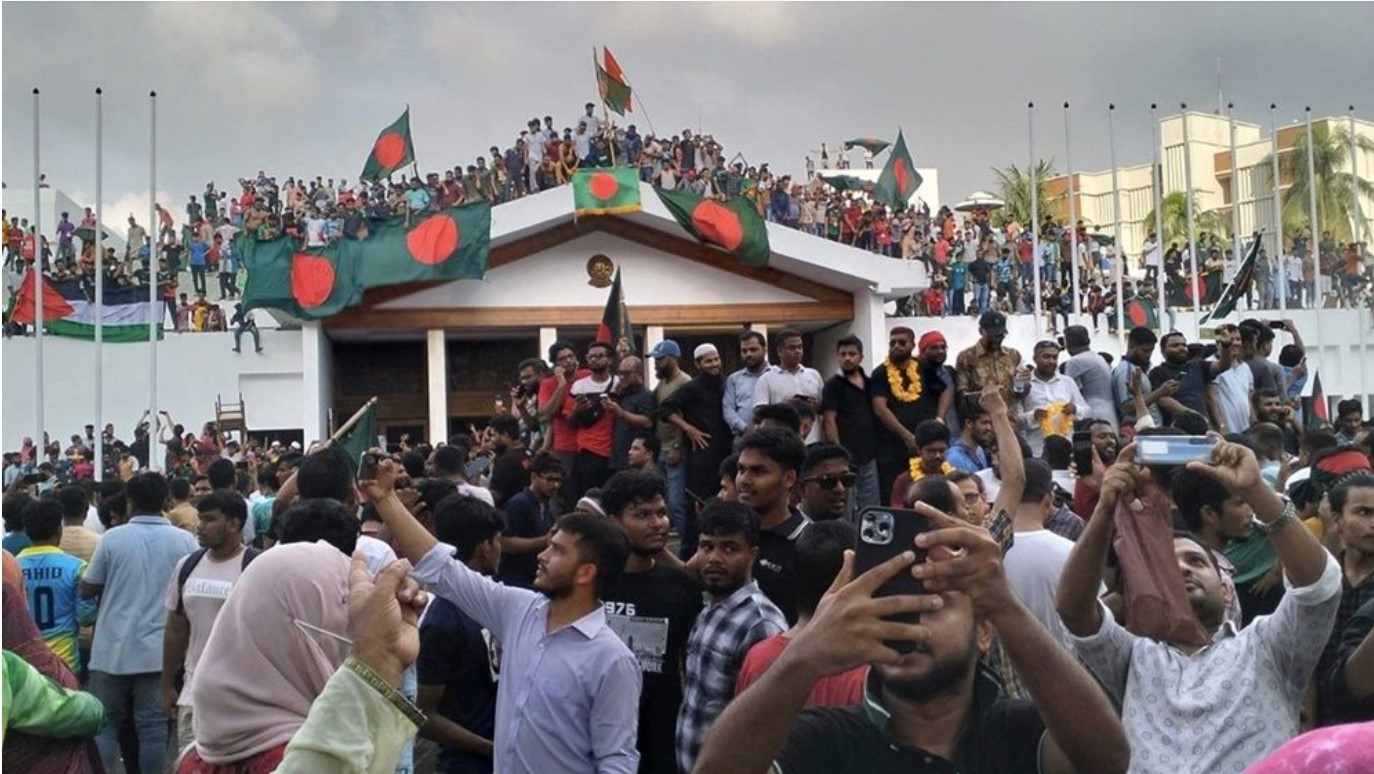 সংস্কার কমিশনের সুপারিশ জুলাই সনদে অন্তর্ভুক্তির আহ্বান