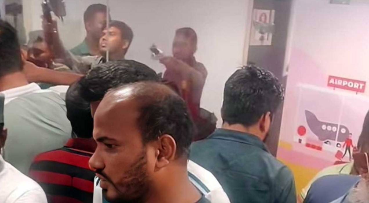 রিট : ফ্লাইট এক্সপার্ট সংশ্লিষ্টদের হিসাব জব্দ ও দেশত্যাগে নিষেধাজ্ঞা 