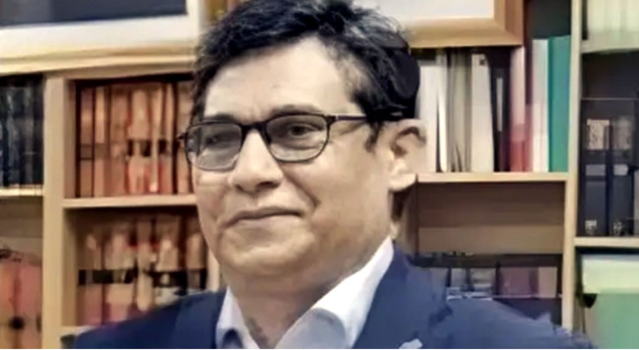 সাবেক যুগ্ম সচিব বিকাশ কুমারের স্ত্রীসহ দেশত্যাগে নিষেধাজ্ঞা
