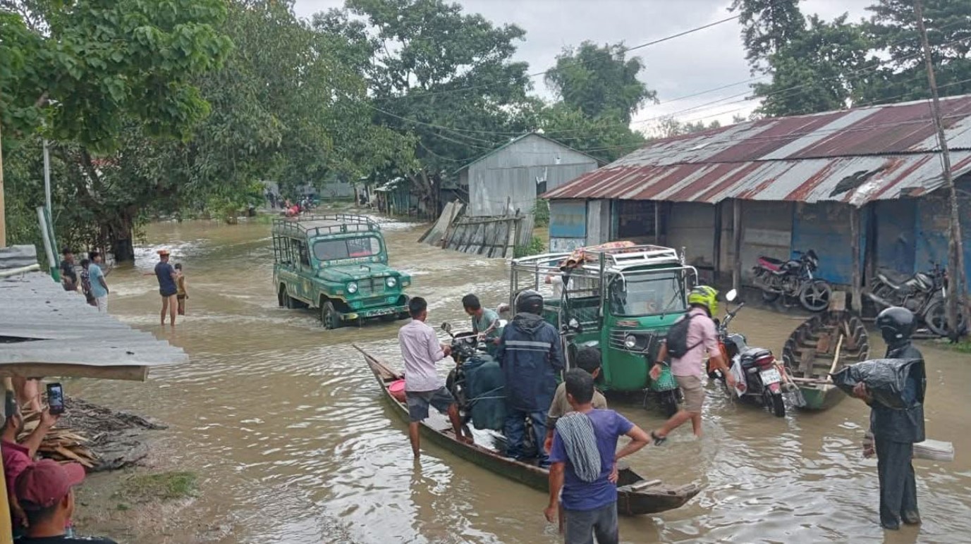 সাজেকের সঙ্গে সড়ক যোগাযোগ স্বাভাবিক হয়েছে