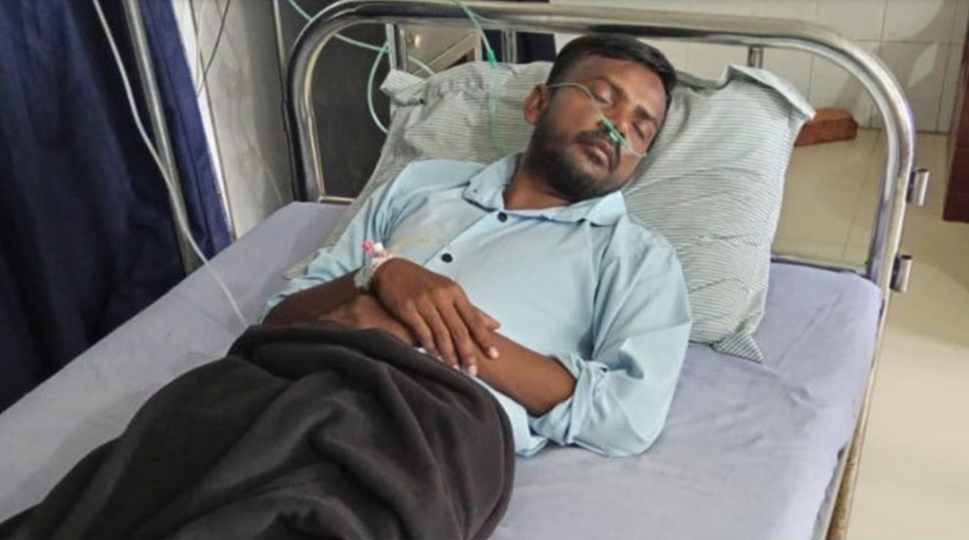 বগুড়ায় হার্ট অ্যাটাক করে হাসপাতালে ভর্তি হিরো আলম