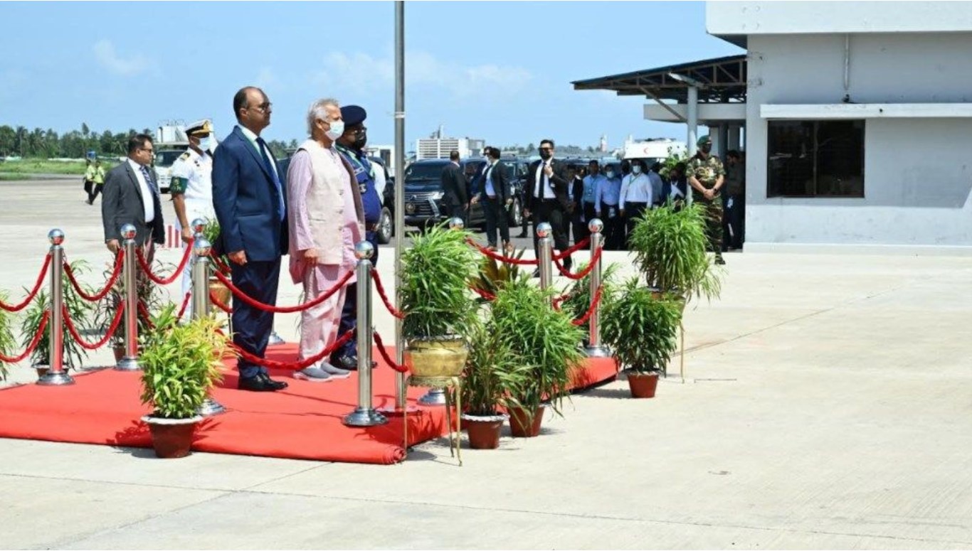 প্রধান উপদেষ্টা কক্সবাজারে রোহিঙ্গা সম্মেলনে