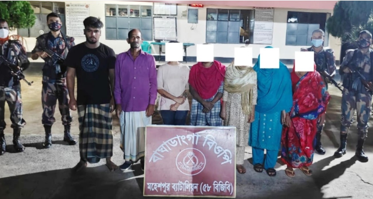 ঝিনাইদহের মহেশপুর সীমান্তে ৭ বাংলাদেশি আটক