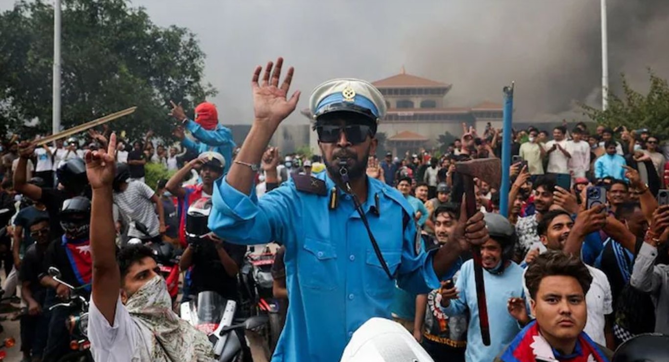 নেপাল সংকট : নতুন সংবিধান, রাজনৈতিক সংস্কারসহ যেসব দাবি জেন-জিদের