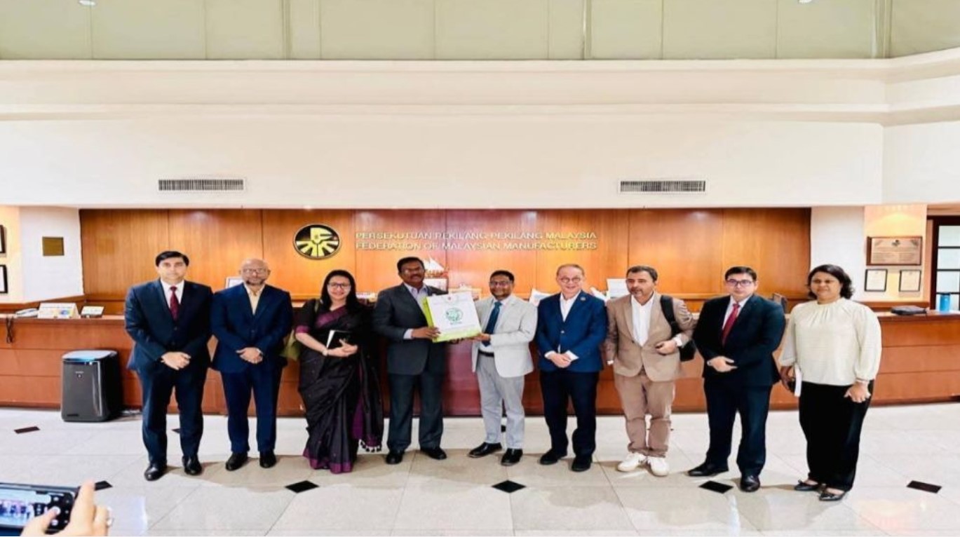 মালয়েশিয়ায় অল্প খরচে বাংলাদেশি কর্মী নিয়োগের অনুরোধ