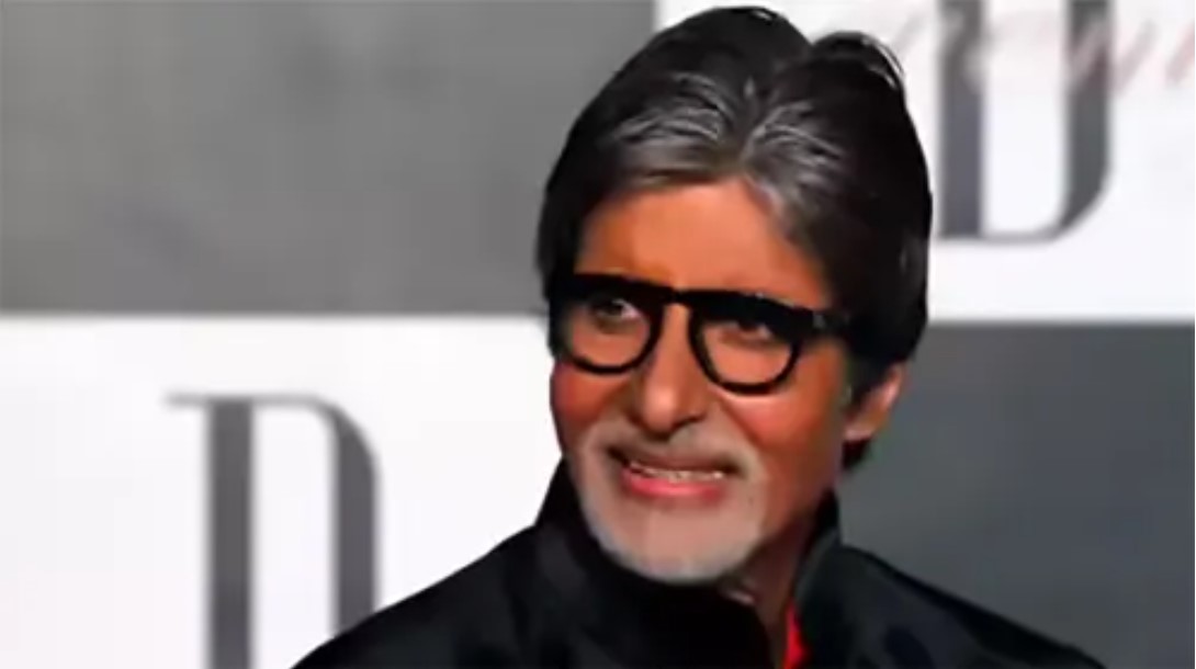 যে কারণে রাজনীতি ছেড়েছিলেন অমিতাভ বচ্চন 