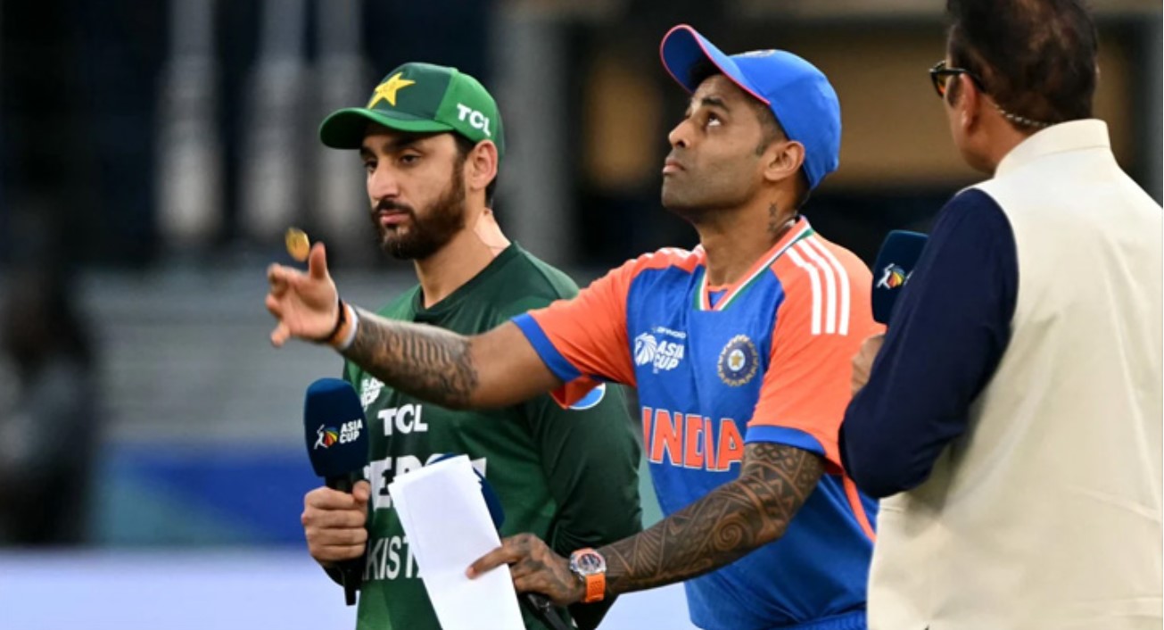 রোববার ভারত-পাকিস্তান, ফাইনাল খেলায় কে জিতবে?