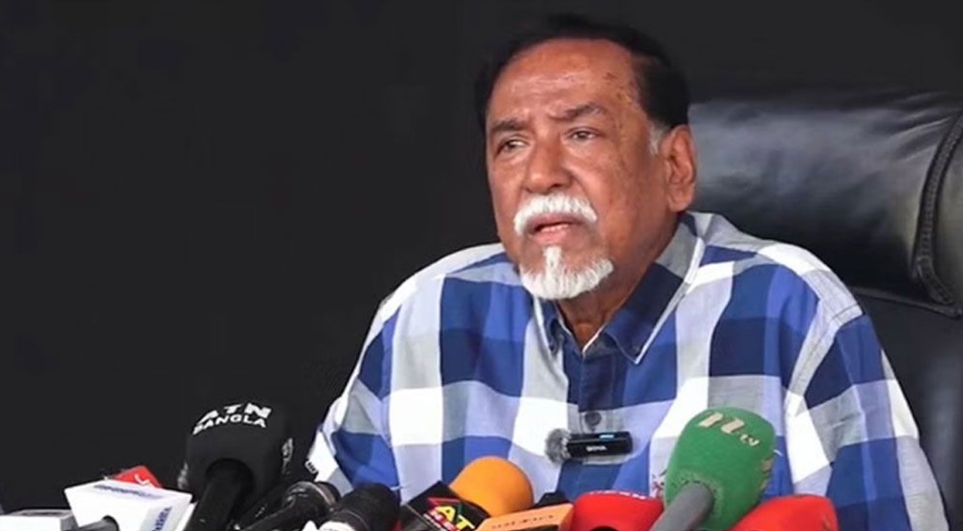প্রধান উপদেষ্টা অপ্রাসঙ্গিকভাবে ১০৪ সদস্য নিয়ে জাতিসংঘে পিকনিক করতে গেছেন: মেজর হাফিজ