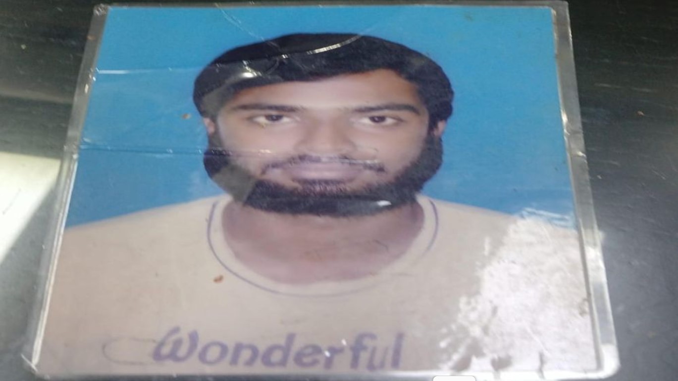 নবাবগঞ্জ উপজেলায় প্রবাসীকে হত্যার পর লাশ পুড়িয়ে ফেলার চেষ্টা, স্ত্রী গ্রেফতার