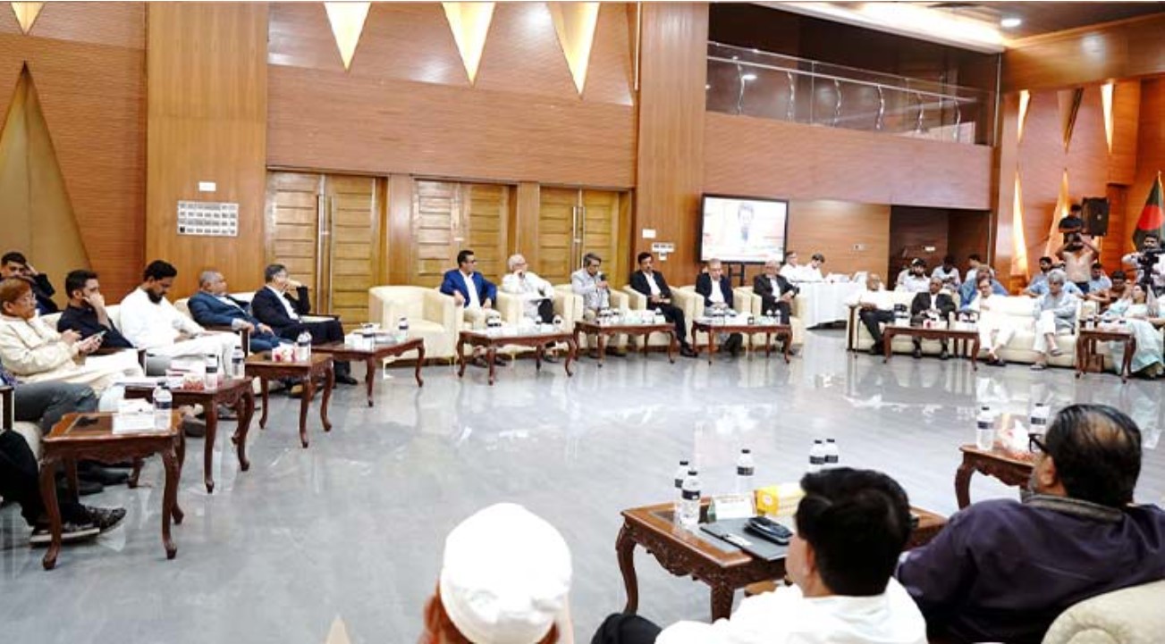 গণভোট: নিজ অবস্থানে অনড় দলগুলো, কমিশন চূড়ান্ত সুপারিশ দেবে 