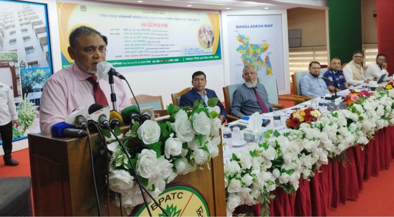 ‘আইনের শাসন কাকে বলে—তা আগামী নির্বাচনে দেখাতে চাই’: সিইসি