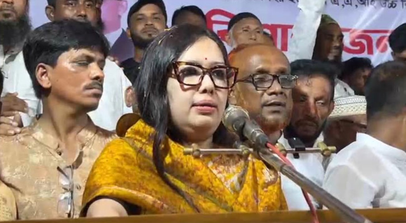 প্রত্যেকটা উপদেষ্টাই তো বিদেশি নাগরিক: রুমিন ফারহানা