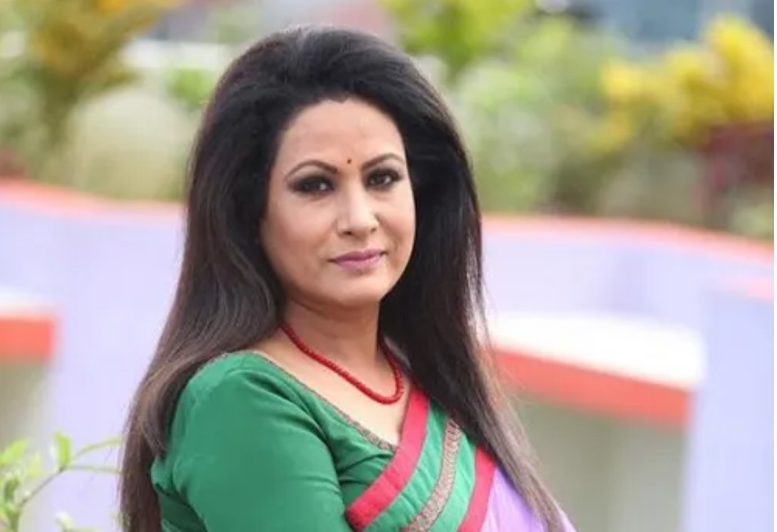 ‘আশা রাখি কাঞ্চন ভাই যুদ্ধে জয়ী হয়ে ফিরবেন’: চম্পা
