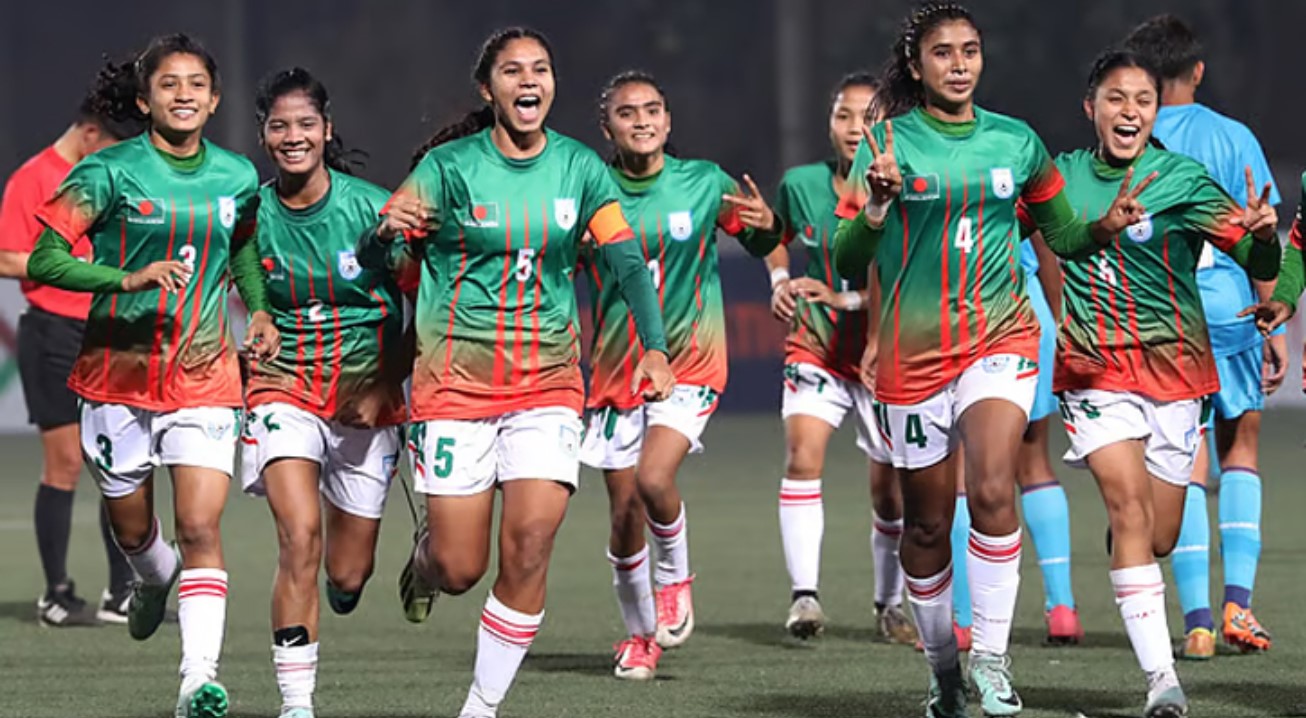 এশিয়ান কাপ প্রস্তুতি: থাইল্যান্ড সফরে নারী ফুটবল দল