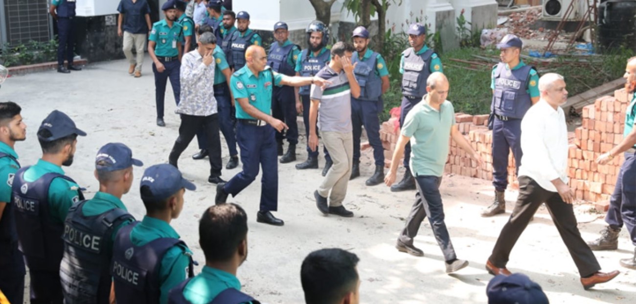 ‘সাব-জেল’ কারা কর্তৃপক্ষের তত্ত্বাবধানে, খাবার-সাক্ষাৎ কারাবিধি অনুযায়ী: আইজি প্রিজন
