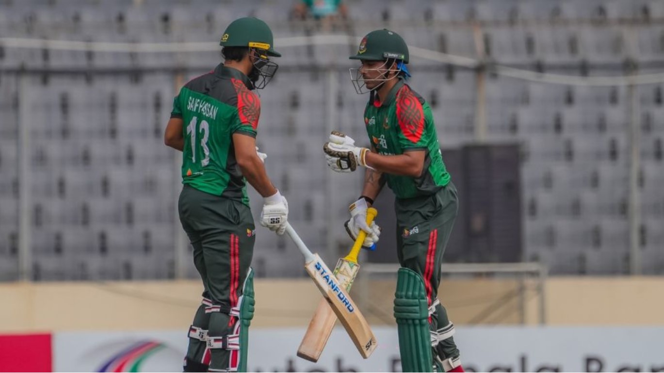 ওয়ানডে ইতিহাসে ৬ষ্ঠ বারের মতো যে ‘রেকর্ড’ গড়লো বাংলাদেশ