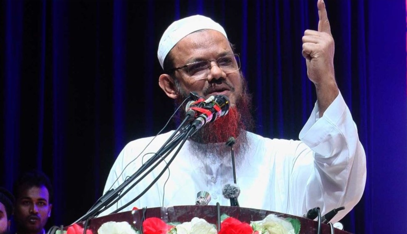 বিএনপি ক্ষমতায় এলে সুন্দরী নারীরা রাস্তায় বের হতে পারবে না: ফয়জুল করিম