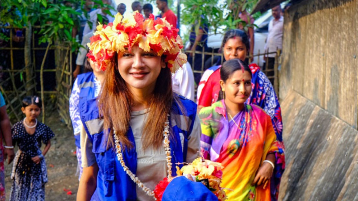 ইউএনডিপির শুভেচ্ছা দূত জয়া আহসান: জলবায়ু পরিবর্তনের প্রভাব পরিদর্শনে খুলনায়