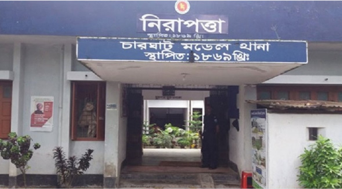 রাজশাহীর চারঘাটে ট্রাকচাপায় ৩ বন্ধু নিহত