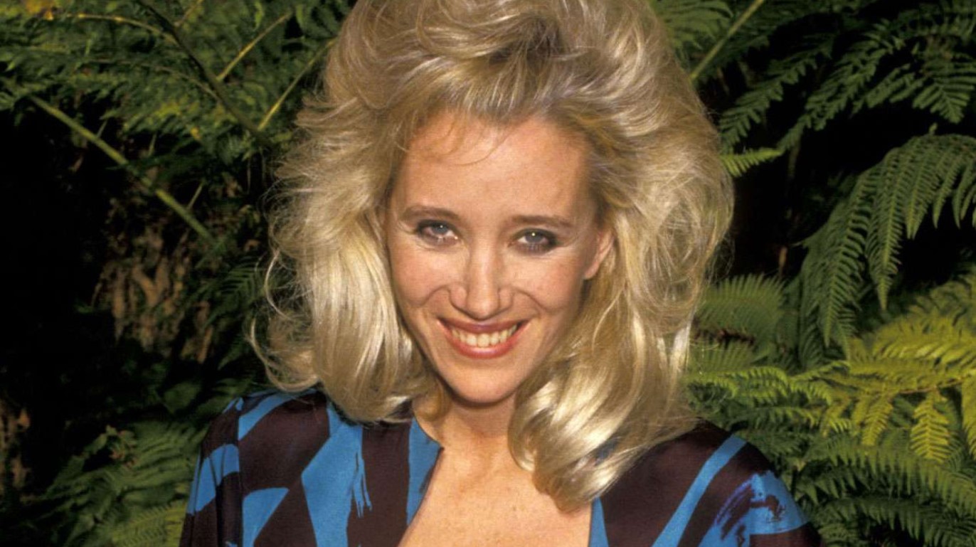 অস্কার মনোনীত হলিউড অভিনেত্রী স্যালি কার্কল্যান্ড মারা গেছেন!