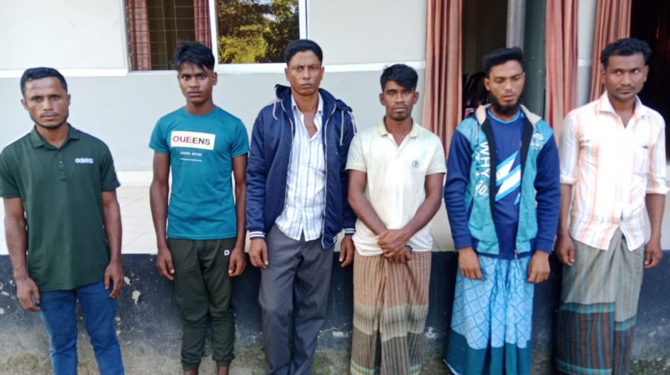 ৬ মিয়ানমার নাগরিক আটক বান্দরবানে