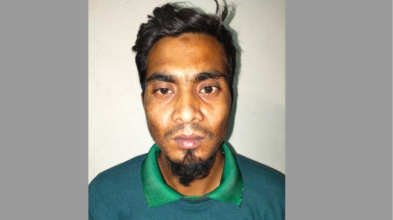 রাজশাহীর বাঘায় ডিজেল ঢেলে স্ত্রীকে আগুনে পুড়িয়ে হত্যা, স্বামী গ্রেফতার