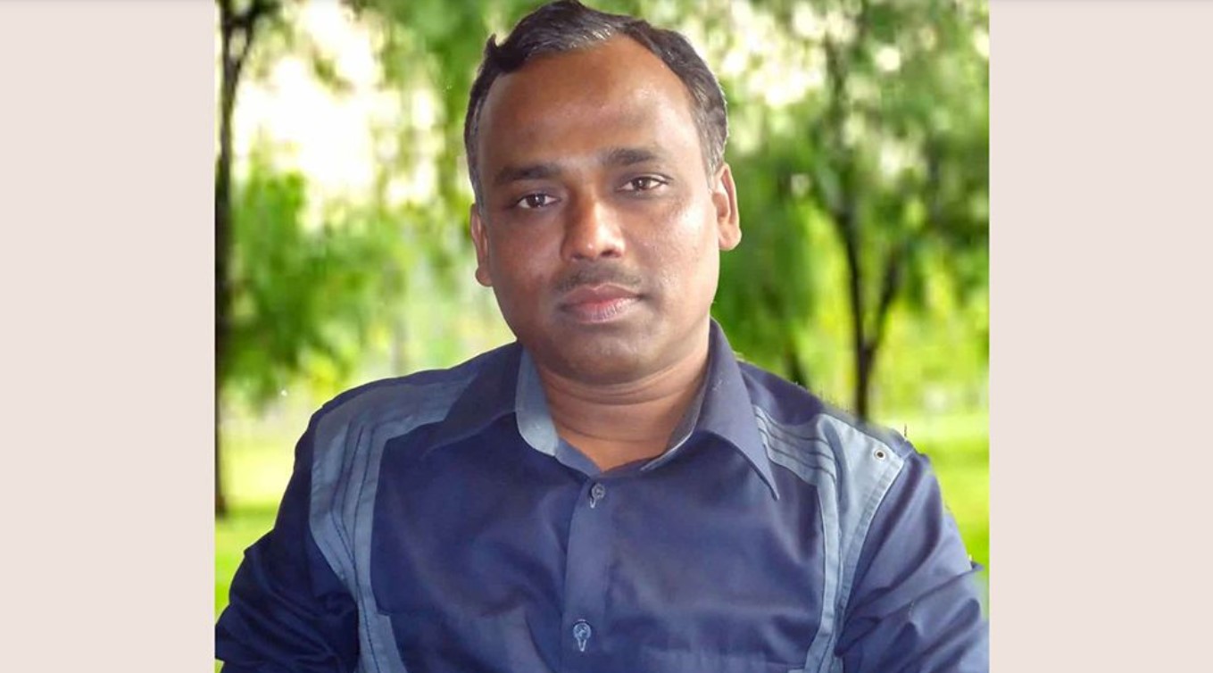 ধামরাইয়ে সড়কে প্রাণ হারালেন গণবিশ্ববিদ্যালয়ের শিক্ষক