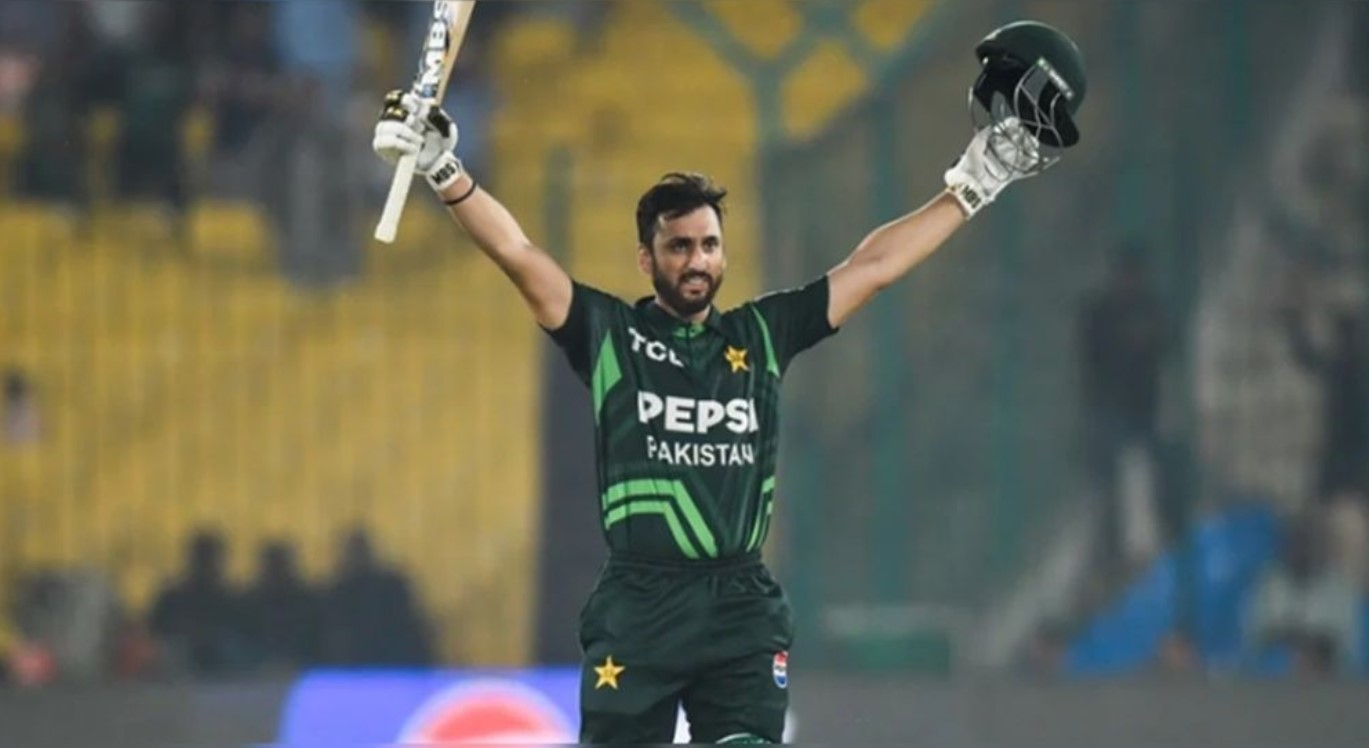 ধোনিকে ছাড়িয়ে বিশ্ব রেকর্ড গড়লেন পাকিস্তানের সালমান আগা