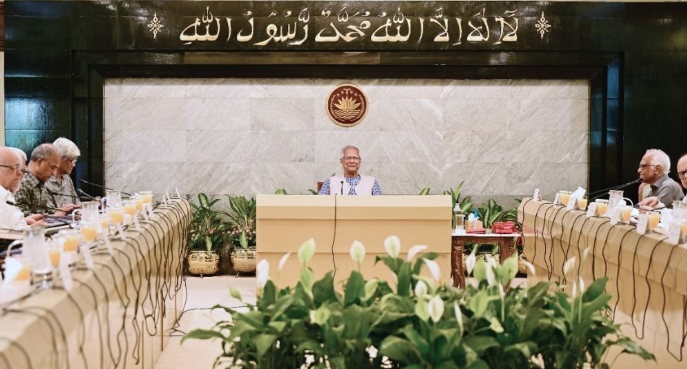 উপদেষ্টা পরিষদের বৈঠকে গণভোট অধ্যাদেশ অনুমোদন