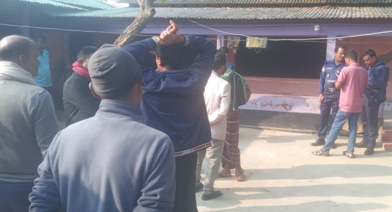 রংপুরের তারাগঞ্জে মুক্তিযোদ্ধা দম্পতিকে গলা কেটে হত্যা