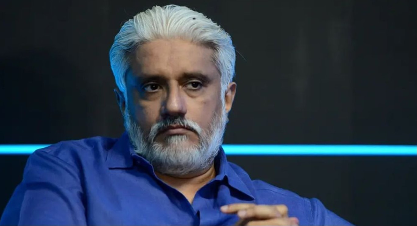 জালিয়াতির অভিযোগে বলিউড জনপ্রিয় পরিচালক বিক্রম ভাট গ্রেফতার