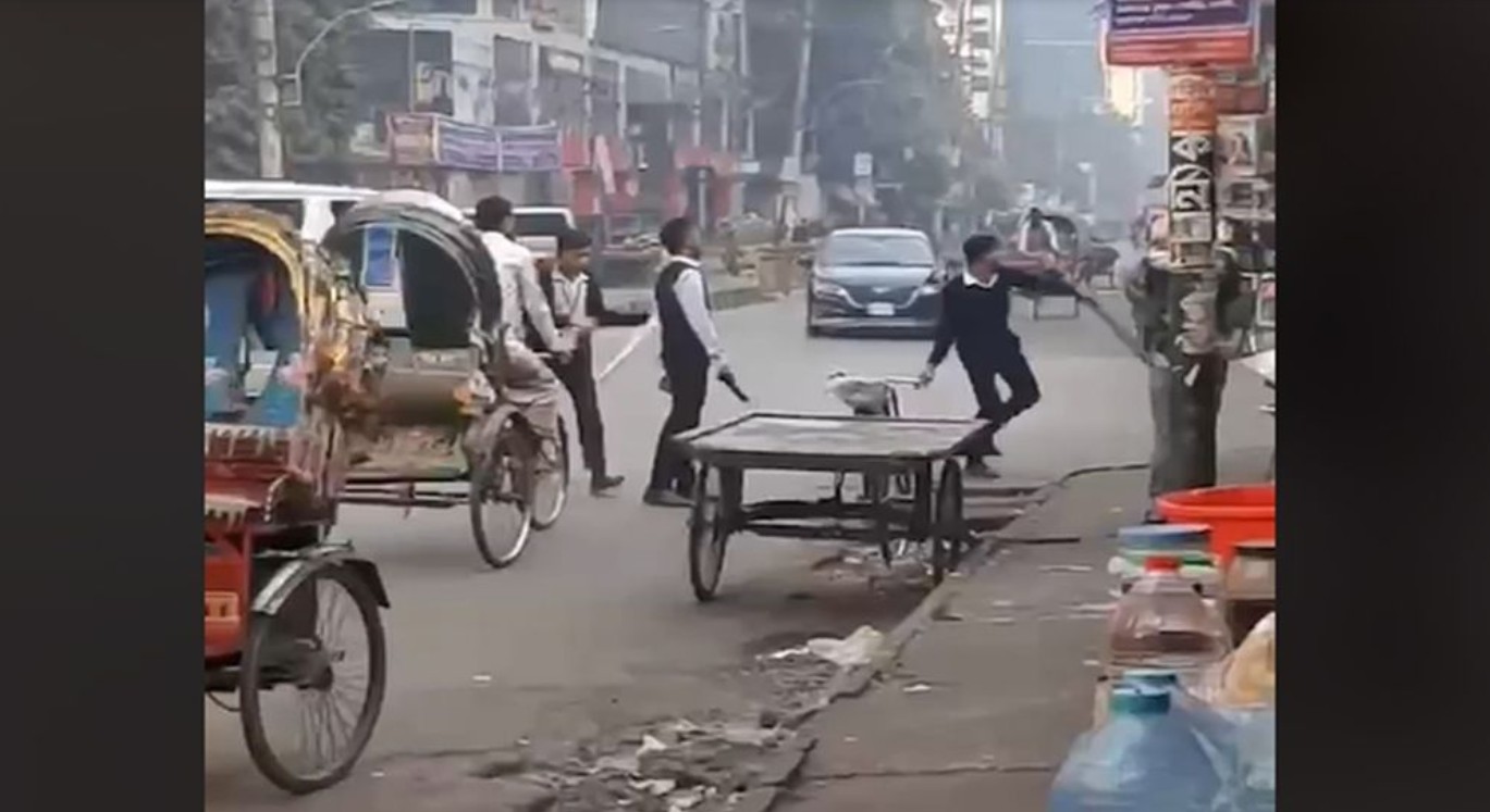 ‘শান্তি চুক্তি’ ভেঙে আবার ঢাকা ও আইডিয়াল কলেজের শিক্ষার্থীদের মধ্যে সংঘর্ষ