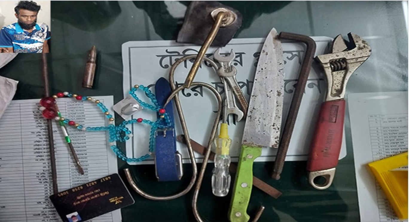 যশোরে রাইফেলের গুলিসহ একজন আটক